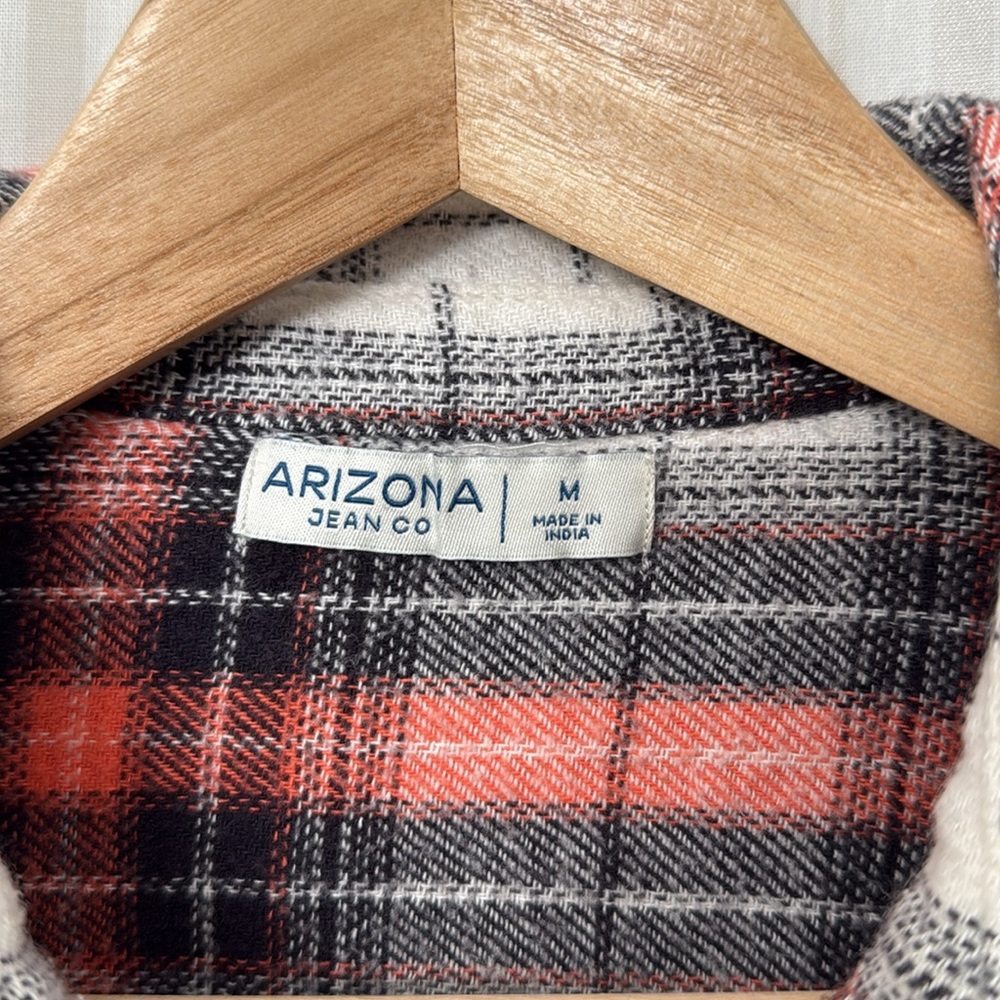 🌈5/$20 BUNDLE! Arizona Jean Co. Plaid Button Up Flannel - Picture 2 of 7